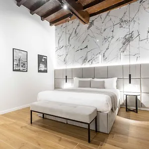  Pensión At Luxury Navona