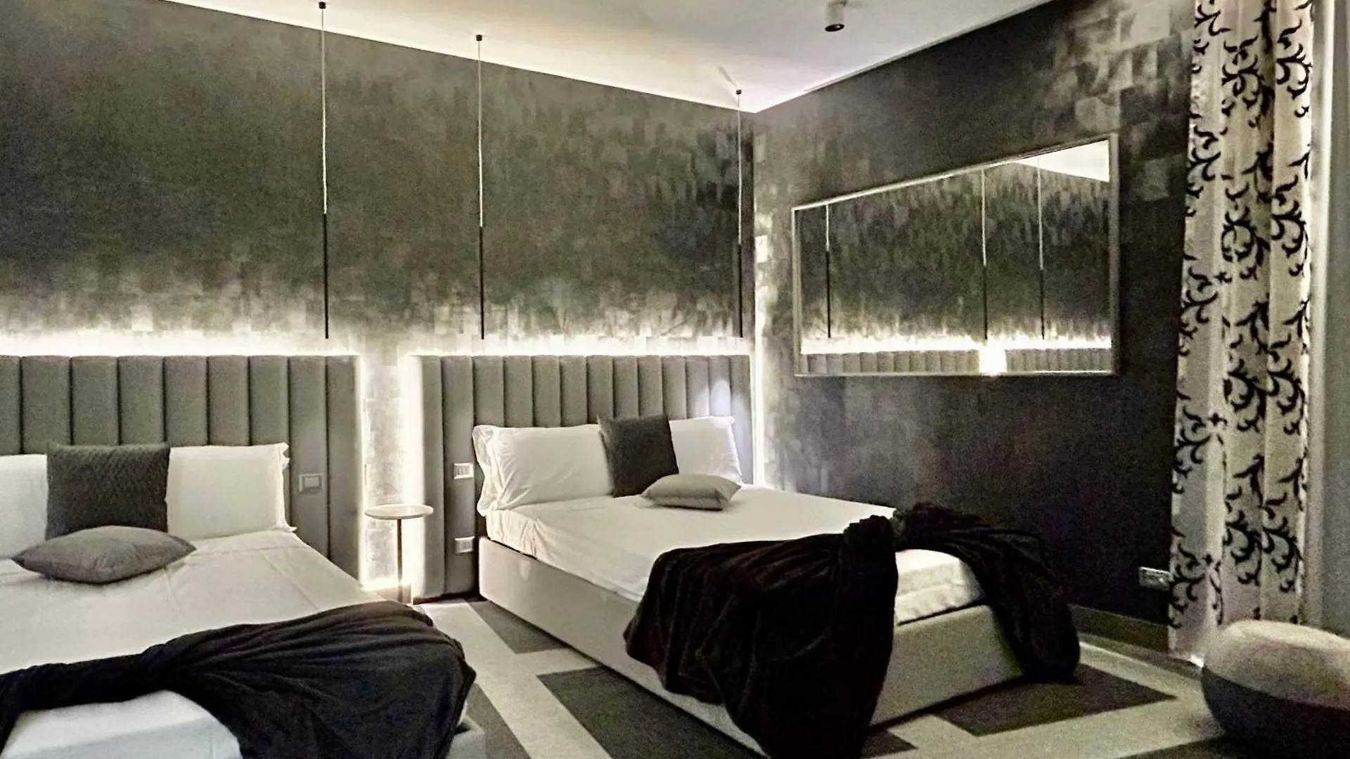 Private Luxury Suites Roma Pensión