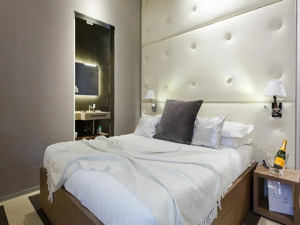 ** בית הארחה רומא Private Luxury Suites איטליה