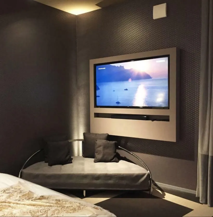 רומא Private Luxury Suites בית הארחה